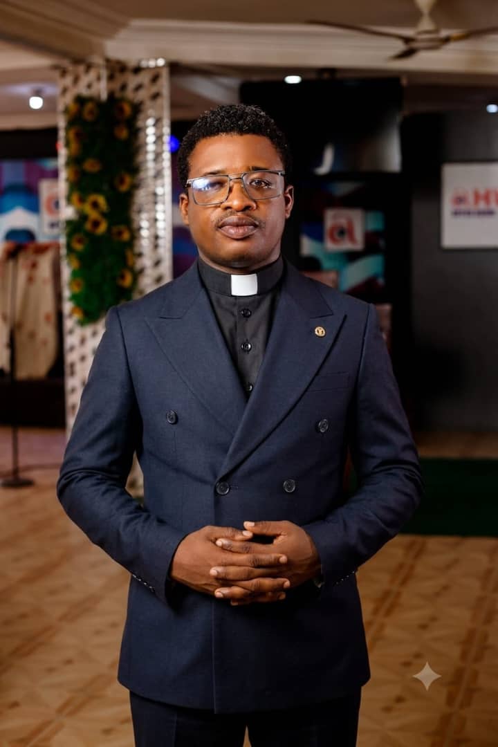 Pastor Ken Noah Otubuah in colourful attire